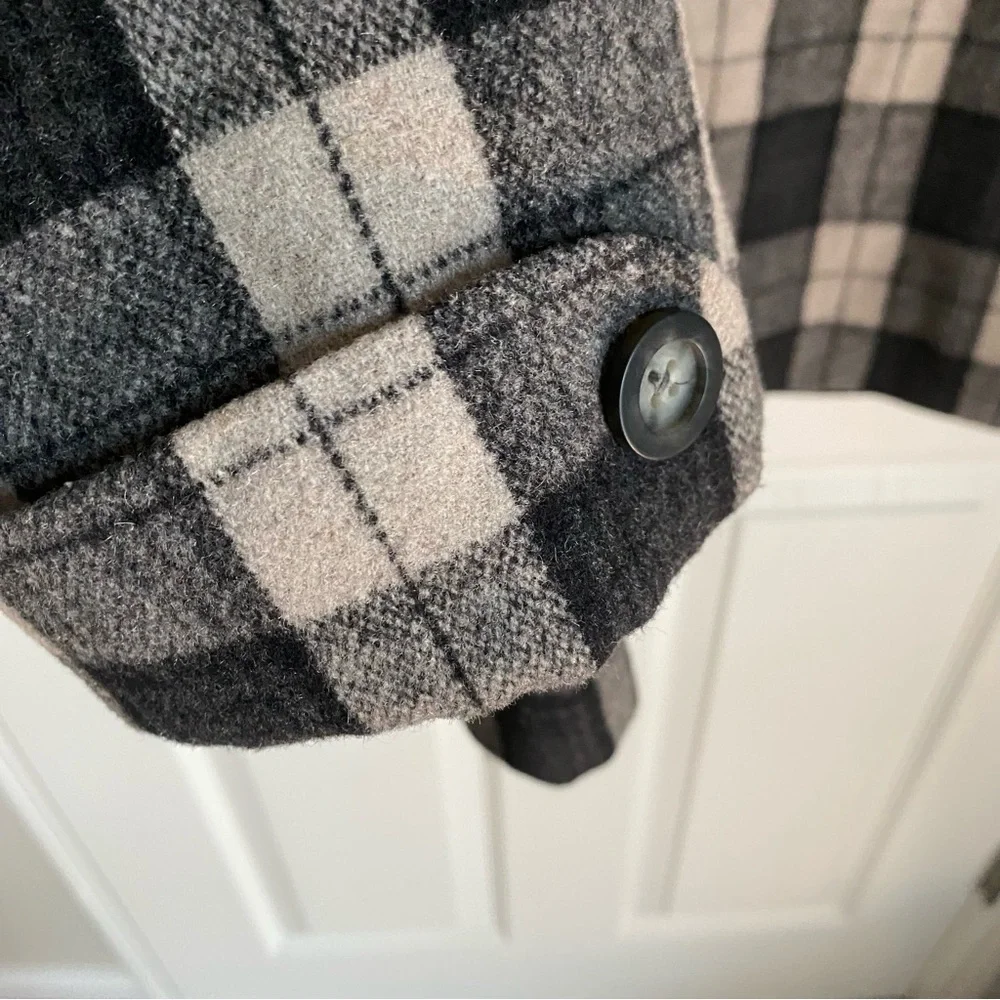 Talbots Petites Womens Lightweight Wool Blend Black/Gray/Beige Plaid Jacket Sz S